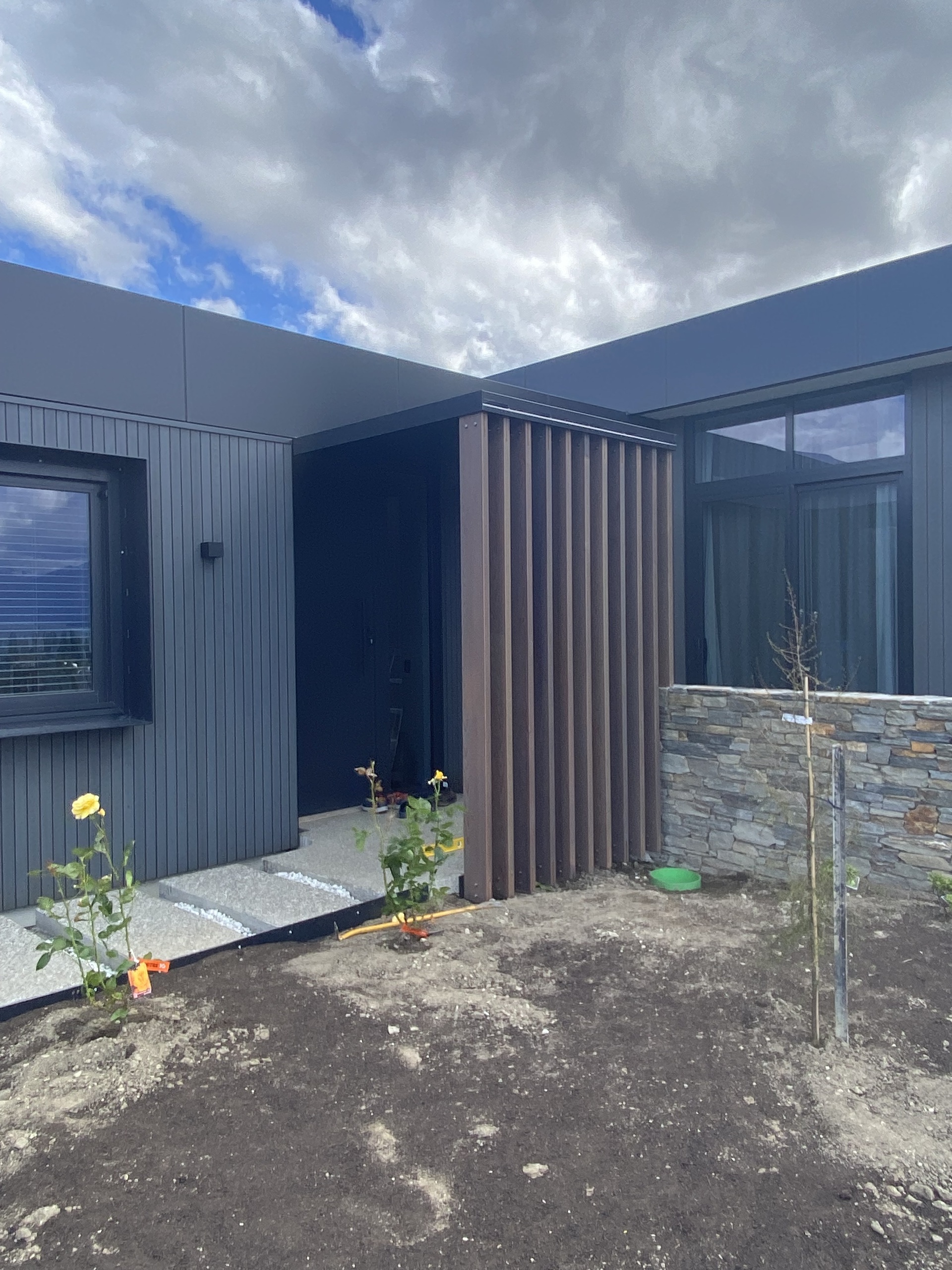 24 Jade Dr, Front door 
